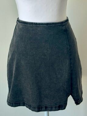 Washed Grey A-Line Mini Skirt with Slit 👽